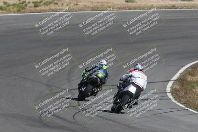 media/Apr-20-2025-AHRMA (Sun) [[393a79c373]]/Race/Group 12/Turn 4b/